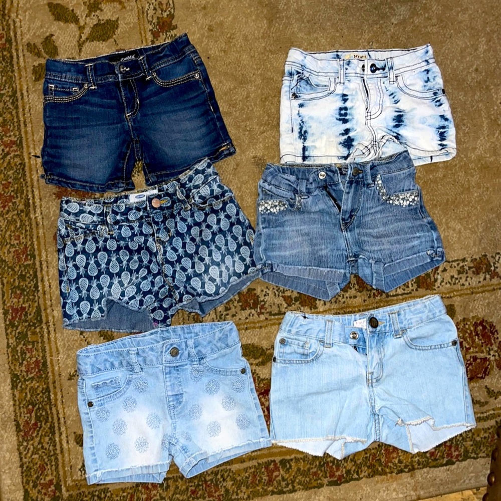 Girls size 6 blue Jean shorts